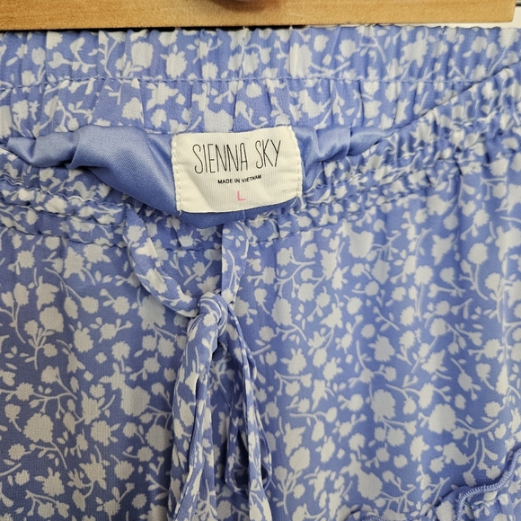 3/$25 Sienna Sky Blue Floral Tiered Ruffle Mini Skirt Cottagecore Boho L - Picture 4 of 5